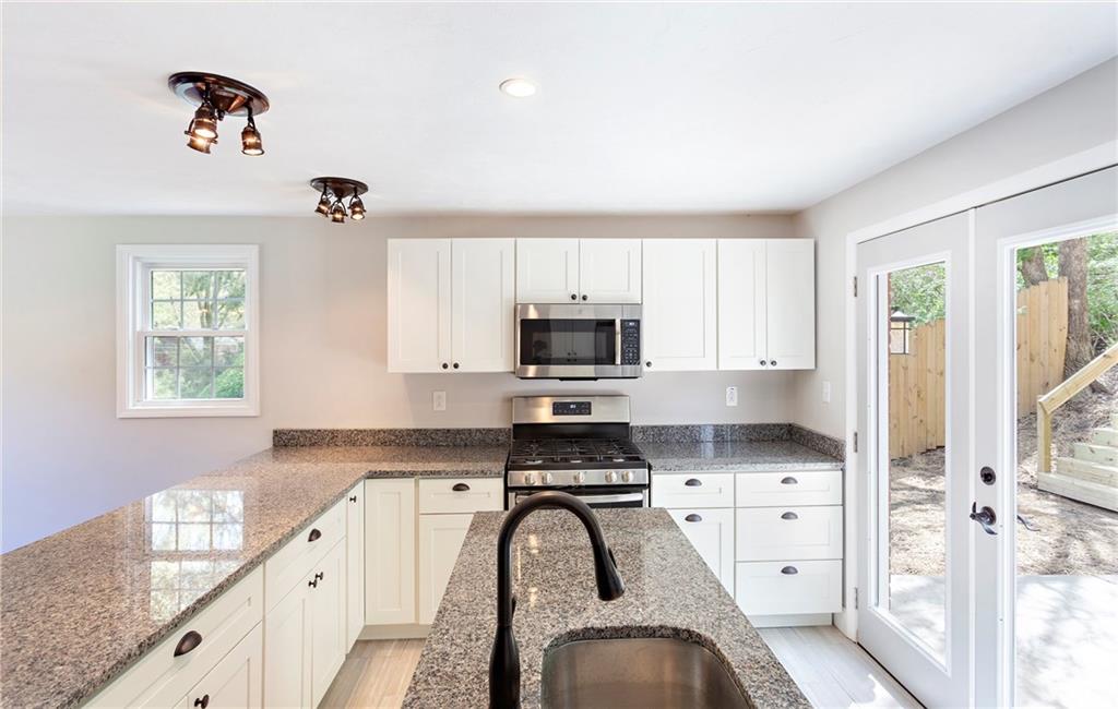 268 Cascade Road Pittsburgh, PA 15221 - Photo 11 of 25 Gallery Image 11