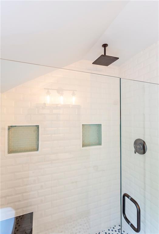 268 Cascade Road Pittsburgh, PA 15221 - Photo 19 of 25 Gallery Image 19