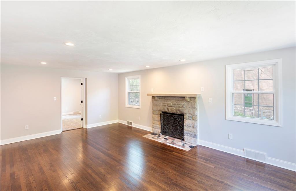 268 Cascade Road Pittsburgh, PA 15221 - Photo 5 of 25 Gallery Image 5