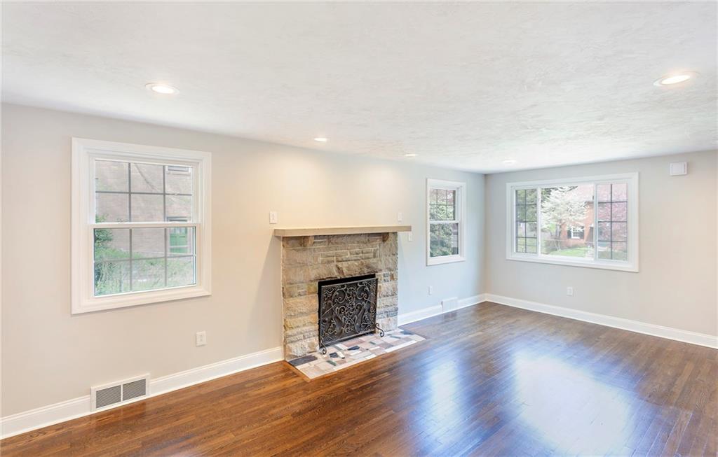 268 Cascade Road Pittsburgh, PA 15221 - Photo 6 of 25 Gallery Image 6