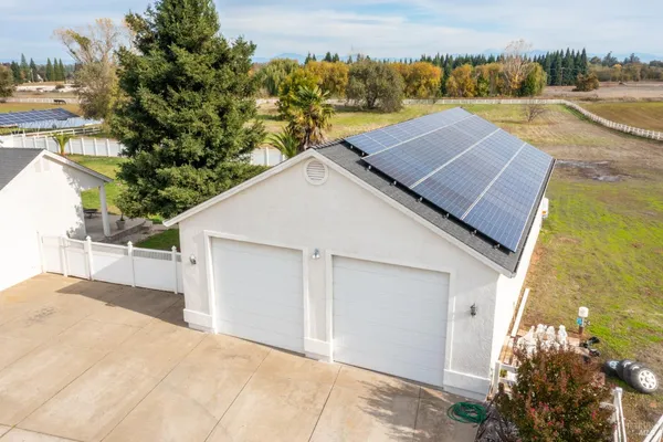 $998,000 | 7605 Churn Creek Road, Redding, CA 96002