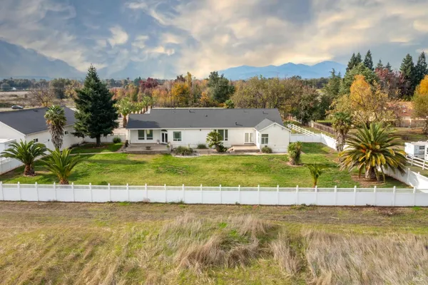 $998,000 | 7605 Churn Creek Road, Redding, CA 96002