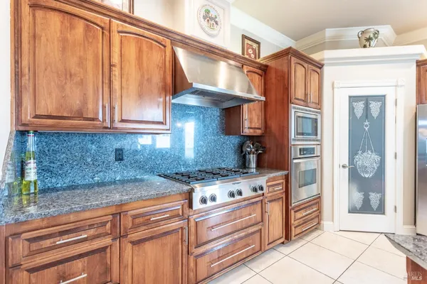 $998,000 | 7605 Churn Creek Road, Redding, CA 96002