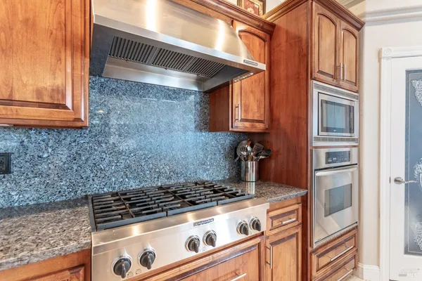 $998,000 | 7605 Churn Creek Road, Redding, CA 96002