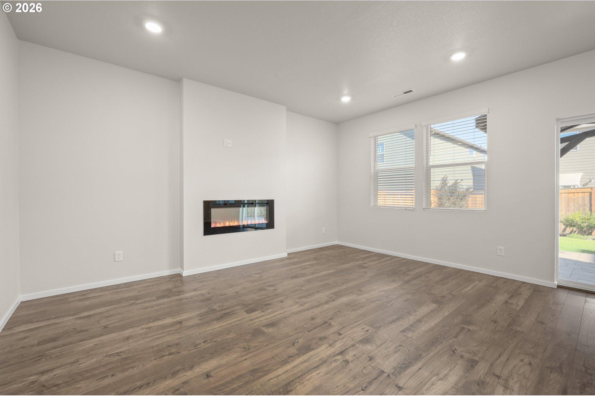 2952 V Street Springfield, OR 97477 - Photo 7 of 40 Gallery Image 7