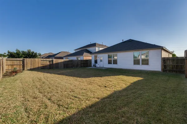 $1,850 | 8127 Running Brook Lane, Richmond, TX 77469