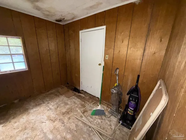 a view of a closet area