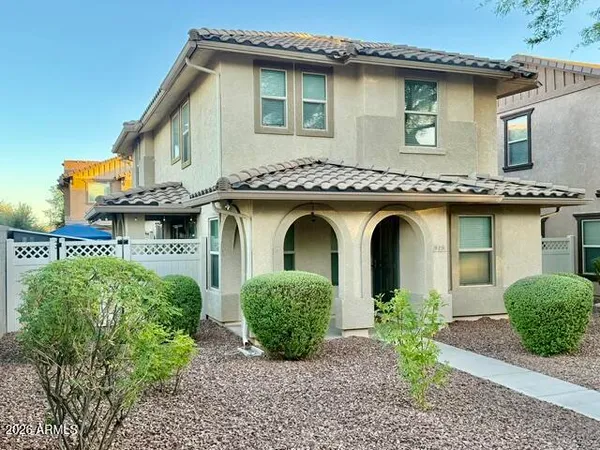 $470,000 | 919 South Pheasant Drive, Gilbert, AZ 85296
