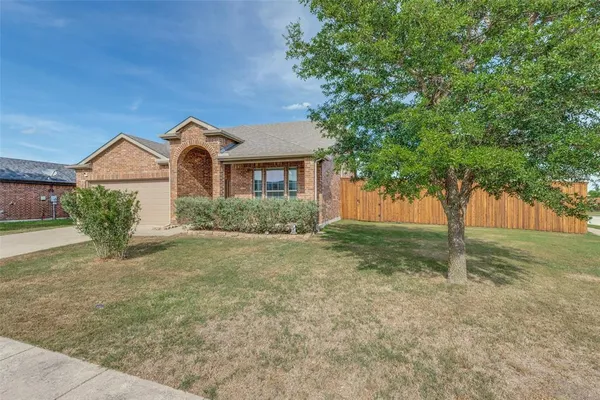 $390,000 | 1800 Rodeo Drive, Anna, TX 75409
