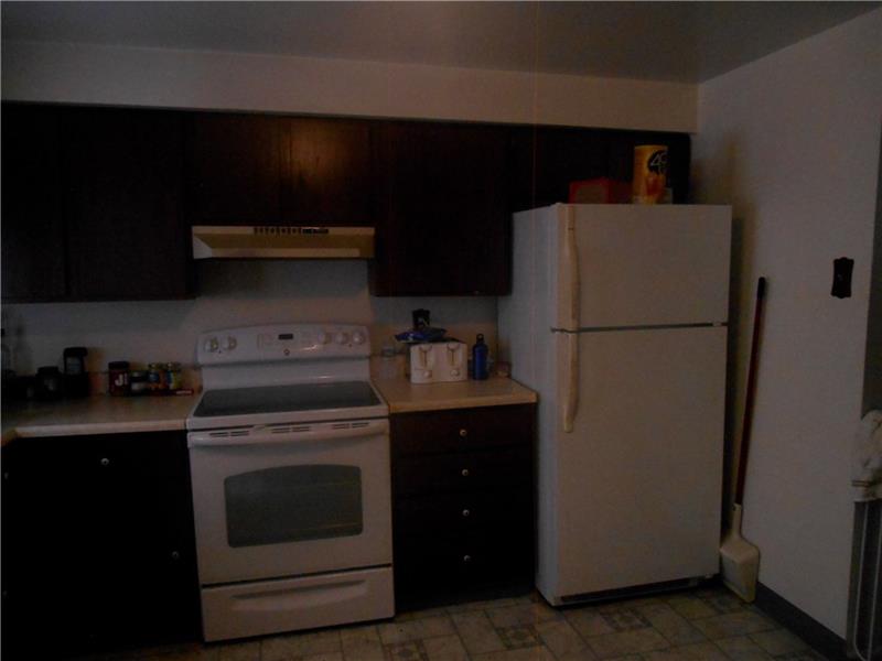 33 St John Street McKees Rocks, PA 15136 - Photo 10 of 20 Kitchen 33 1/2