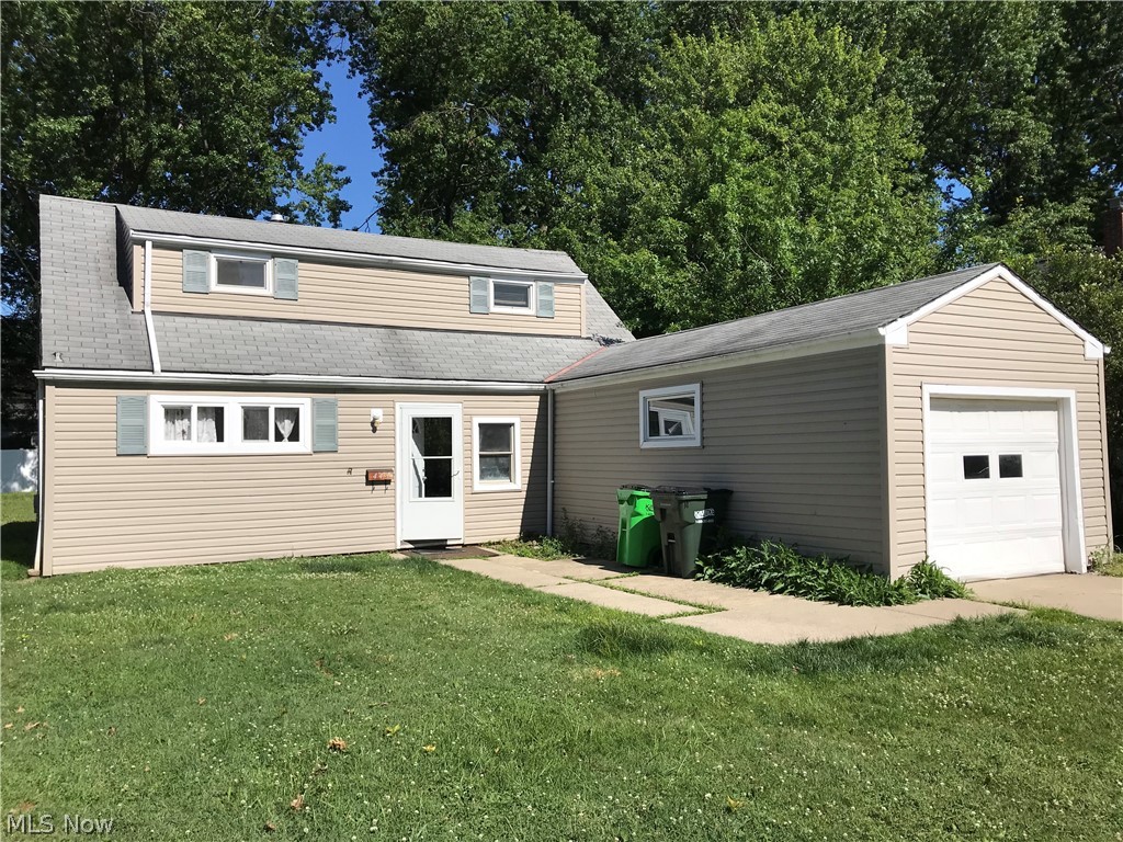 443 Clarmont Road Willowick, OH 44095 - Photo 2 of 7 Gallery Image 2