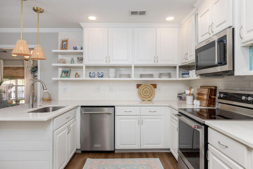 741 Veron Place Mount Pleasant, SC 29464 - Photo 12 of 34 413A7450-Edit
