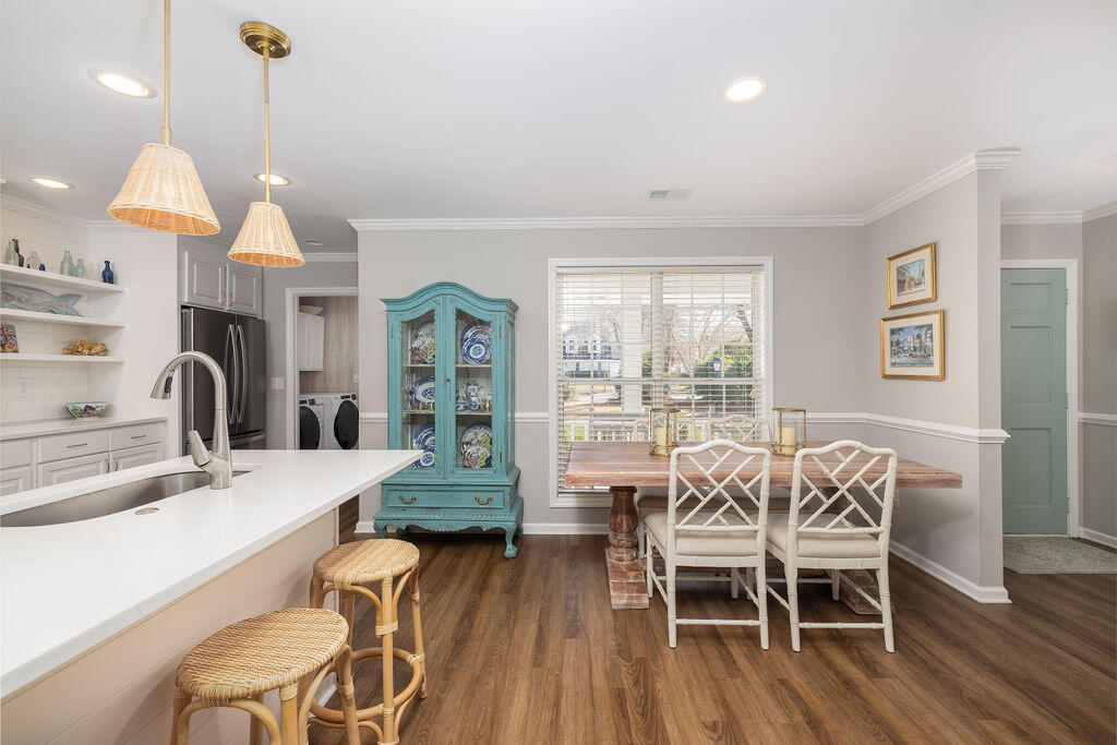 741 Veron Place Mount Pleasant, SC 29464 - Photo 10 of 34 413A7460-Edit