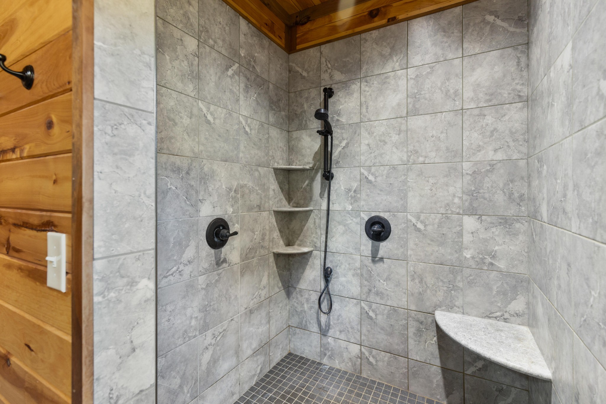2054 Horns Creek Road Ocoee, TN 37361 - Photo 28 of 42 a bathroom with a shower