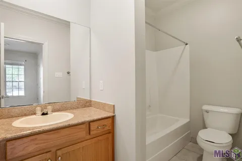 $170,000 | 710 East Boyd Drive, Unit 1806, Baton Rouge, LA 70808