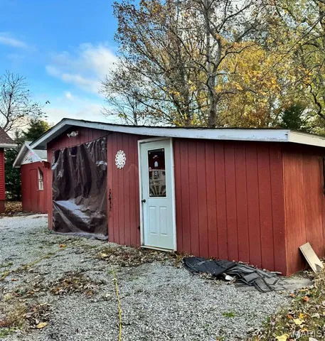 $150,000 | 885 Liberty Road, Harrisburg, IL 62946