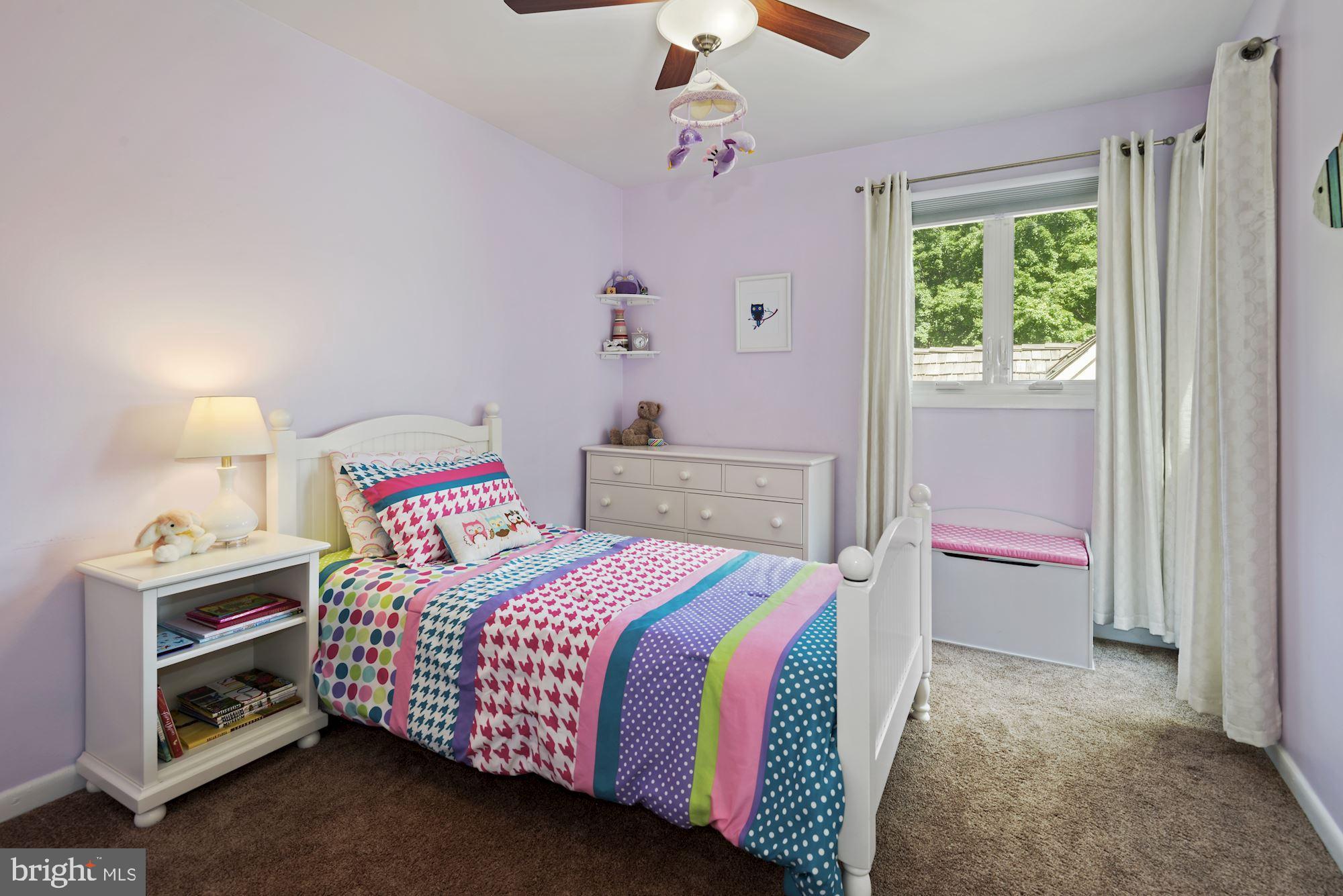 11633 Chapel Cross Way Reston, VA 20194 - Photo 30 of 64 Bedroom 2 on upper level