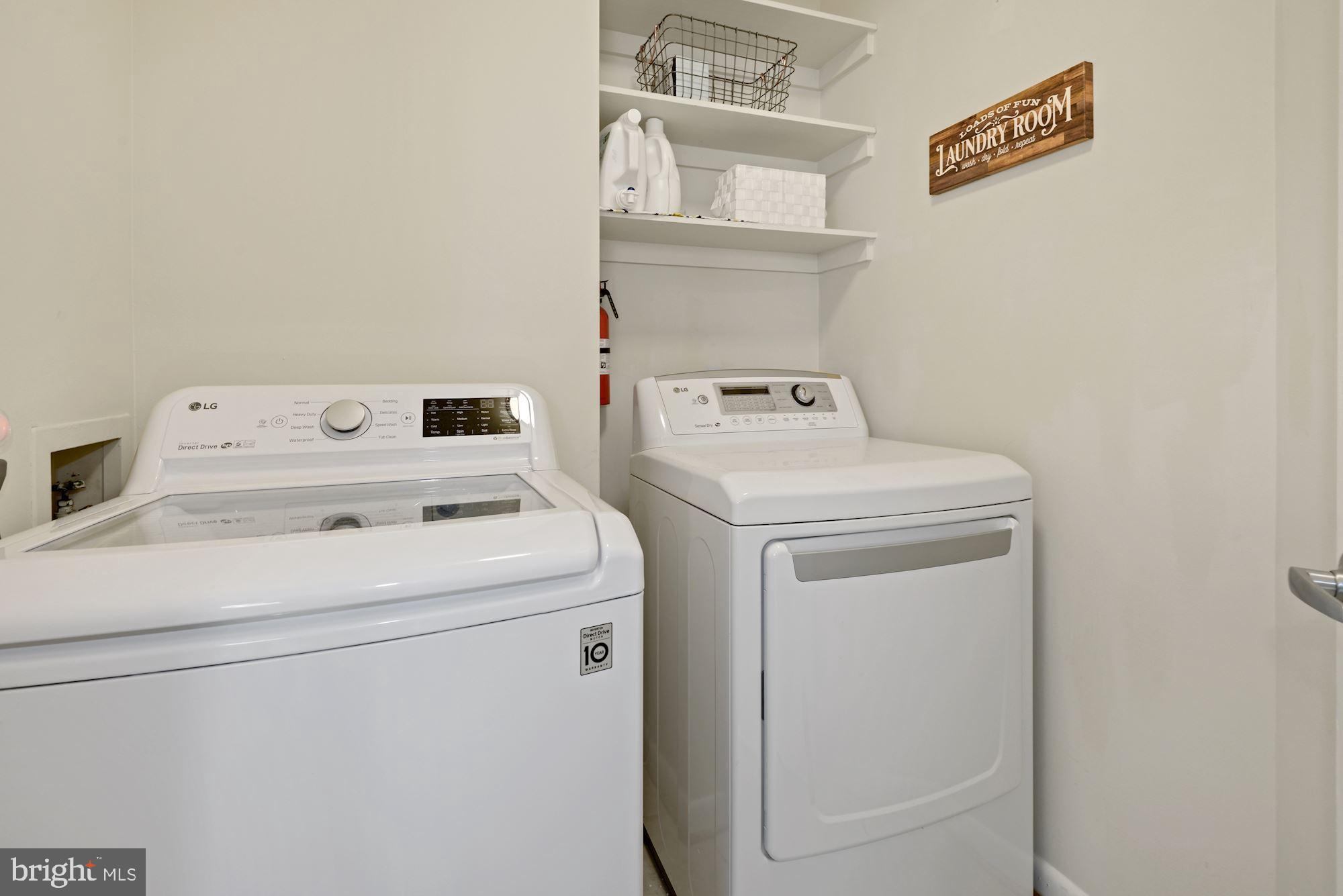 11633 Chapel Cross Way Reston, VA 20194 - Photo 32 of 64 Laundry room on upper level