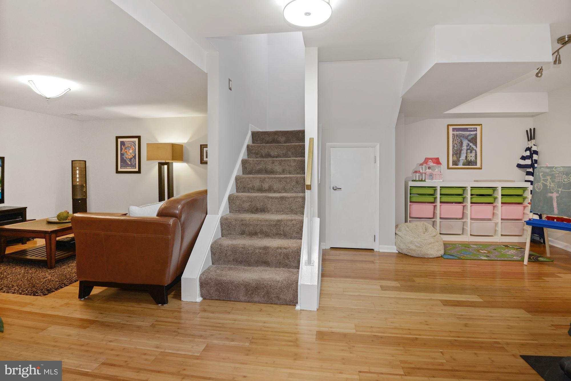 11633 Chapel Cross Way Reston, VA 20194 - Photo 33 of 64 Huge lower level with very flexible space