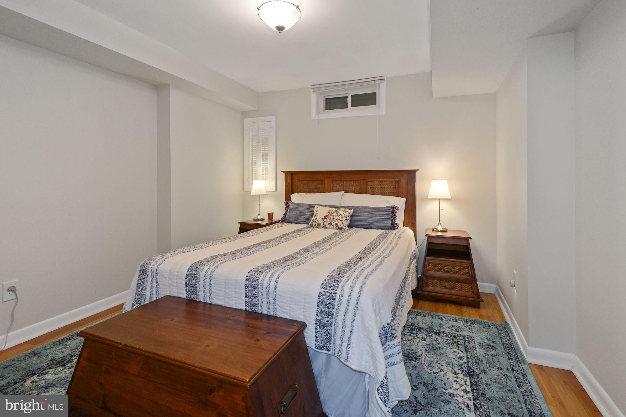 11633 Chapel Cross Way Reston, VA 20194 - Photo 37 of 64 Lower level bedroom perfect for guests