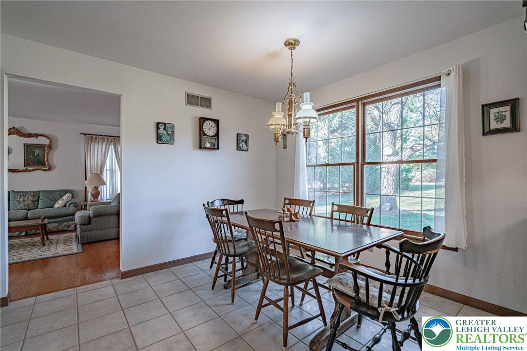 820 Yorkshire Road Bethlehem, PA 18017 - Photo 14 of 68 Gallery Image 14