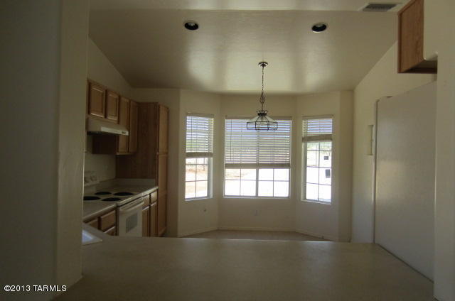 1601 Huron Street Rio Rico, AZ 85648 - Photo 10 of 24