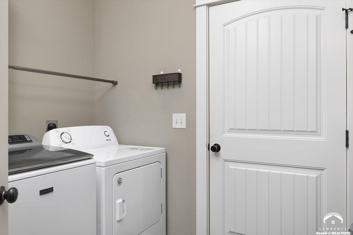 4116 Doolittle Drive Lawrence, KS 66049 - Photo 17 of 36