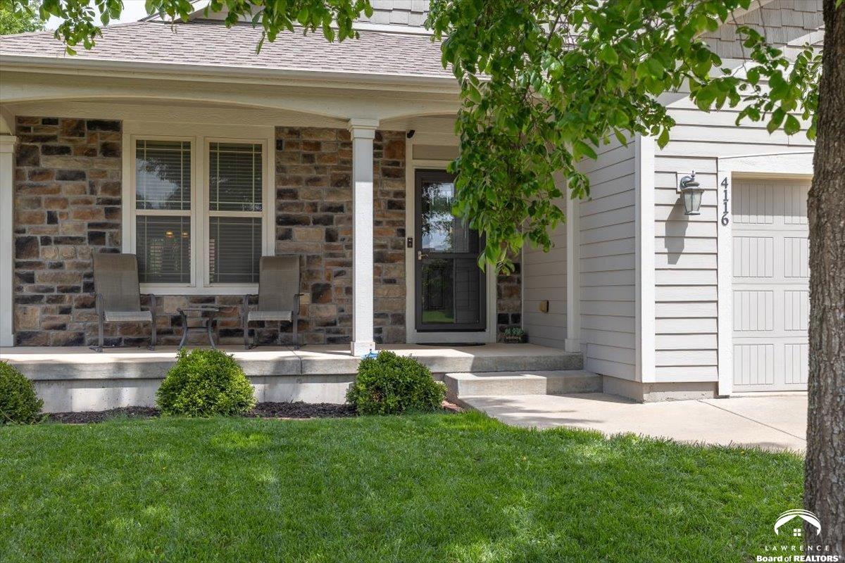 4116 Doolittle Drive Lawrence, KS 66049 - Photo 2 of 36