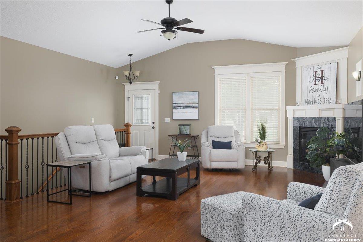 4116 Doolittle Drive Lawrence, KS 66049 - Photo 8 of 36