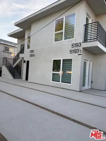 $5,300 | 5191 1/2 Lindley Avenue, Tarzana, CA 91356