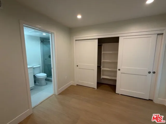$5,300 | 5191 1/2 Lindley Avenue, Tarzana, CA 91356