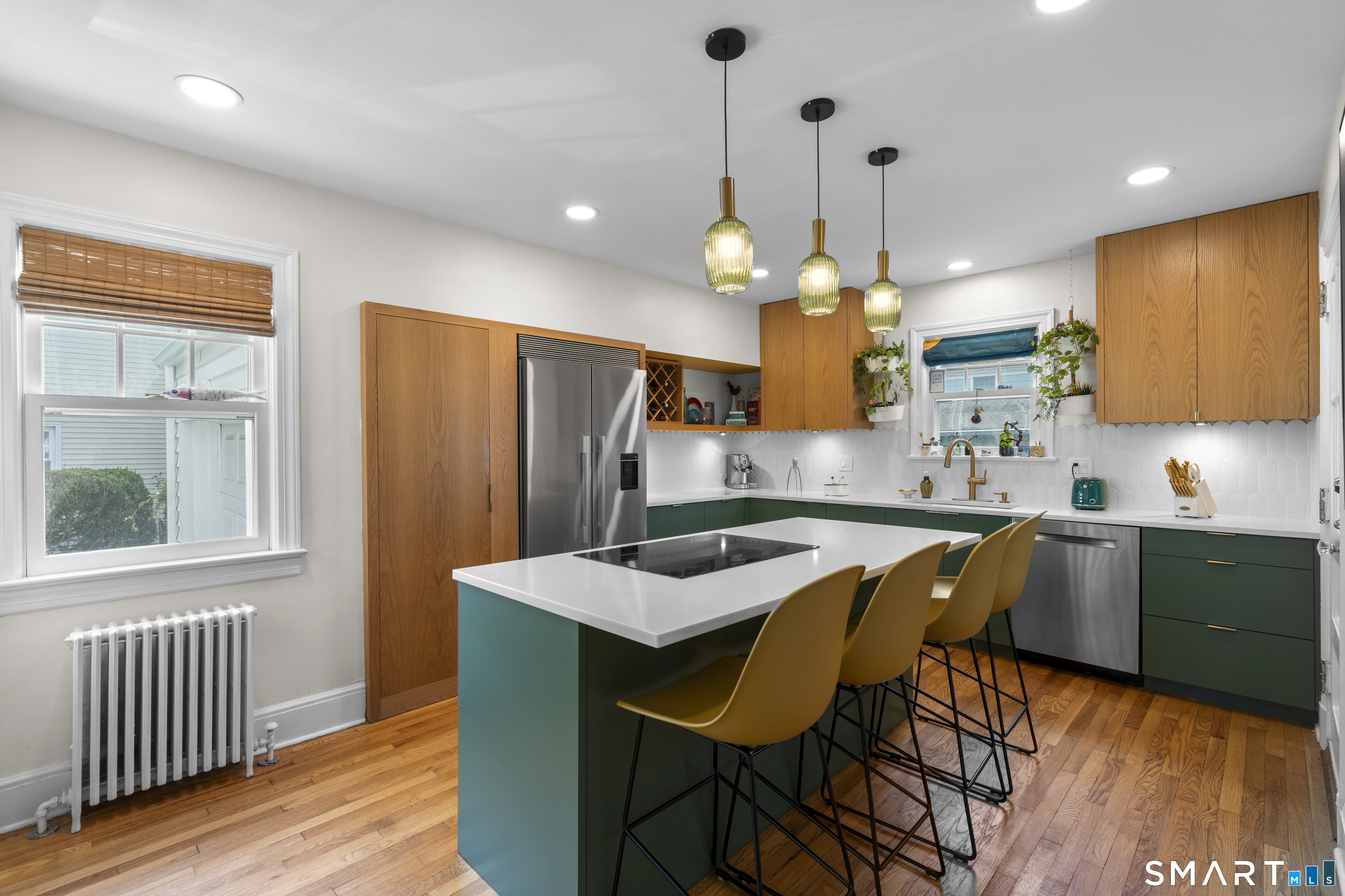 17 Alton Road Stamford, CT 06906 - Photo 8 of 38 Gallery Image 8