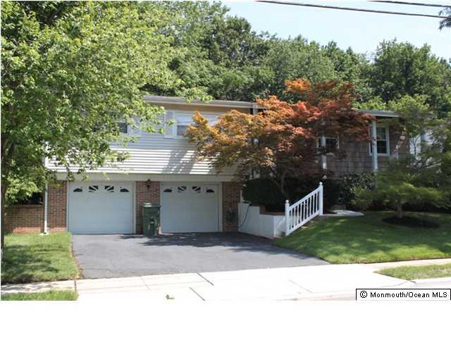 76 Wilk Road Edison, NJ 08837 - Photo 1 of 3 Primary Photo