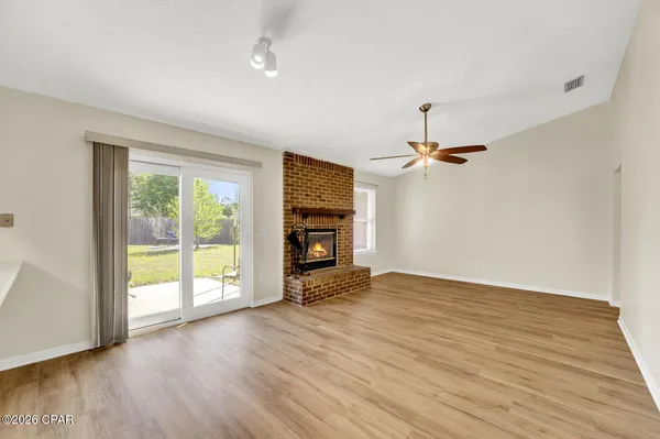 $2,300 | 7525 Melody Lane, Panama City, FL 32404