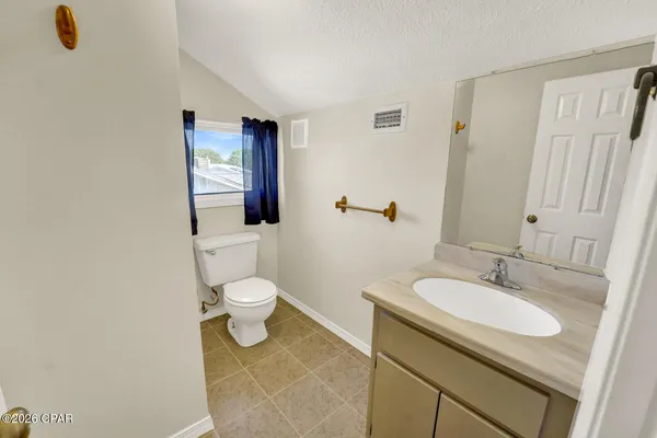 $2,300 | 7525 Melody Lane, Panama City, FL 32404