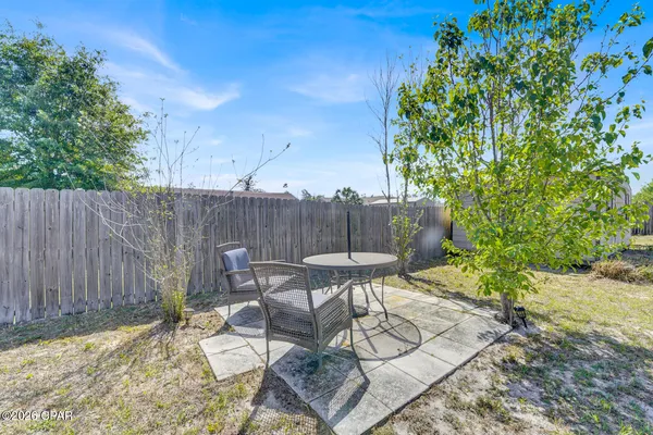 $2,300 | 7525 Melody Lane, Panama City, FL 32404