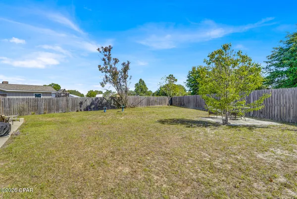 $2,300 | 7525 Melody Lane, Panama City, FL 32404