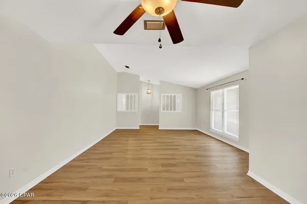 $2,300 | 7525 Melody Lane, Panama City, FL 32404