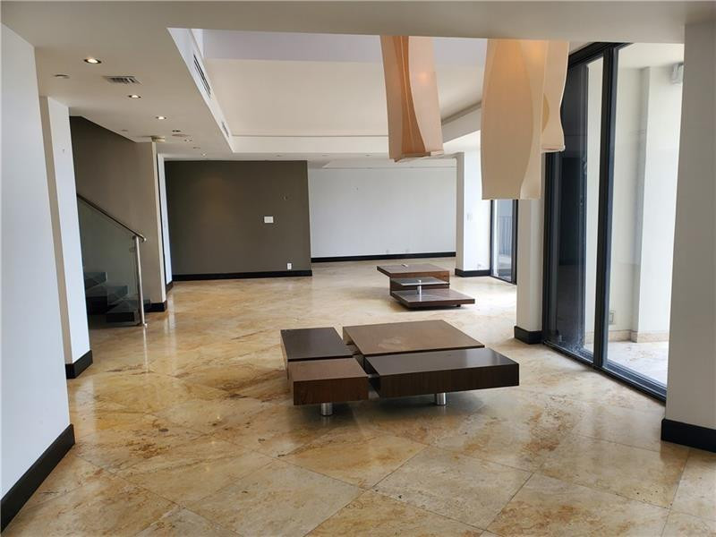 520 Brickell Key Drive, Unit PH01 Miami, FL 33131 - Photo 18 of 38 Photo 18