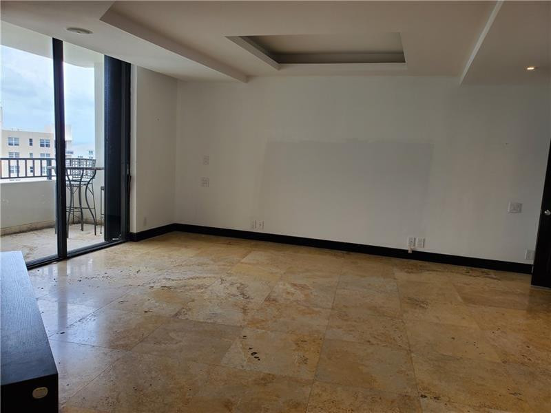 520 Brickell Key Drive, Unit PH01 Miami, FL 33131 - Photo 26 of 38 Photo 26