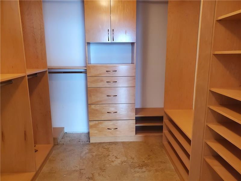 520 Brickell Key Drive, Unit PH01 Miami, FL 33131 - Photo 38 of 38 Photo 38