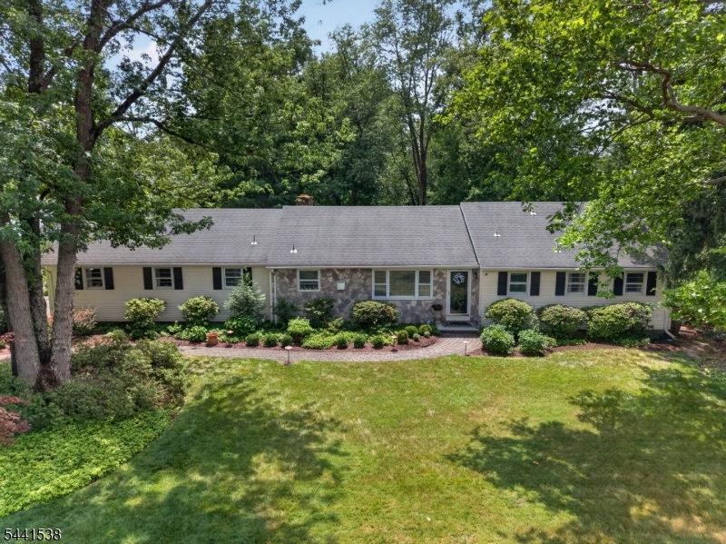 653 Foothill Road Bridgewater, NJ 08807 - Photo 2 of 41