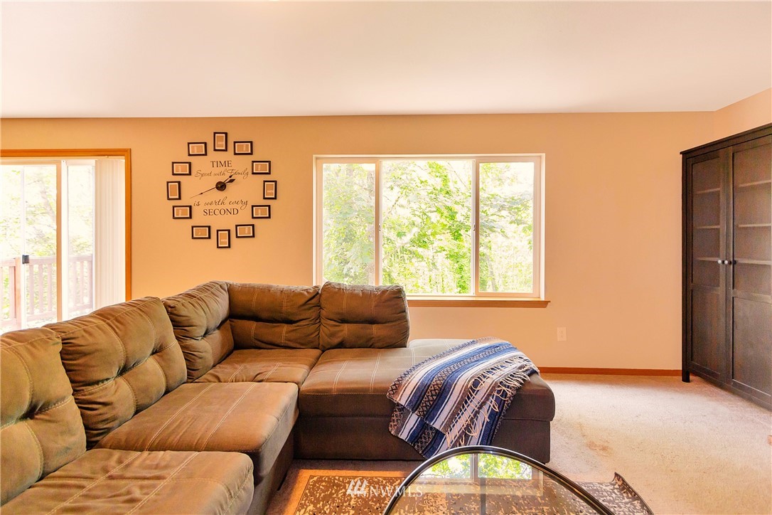 11204 Southeast 166th Place Renton, WA 98055 - Photo 8 of 23