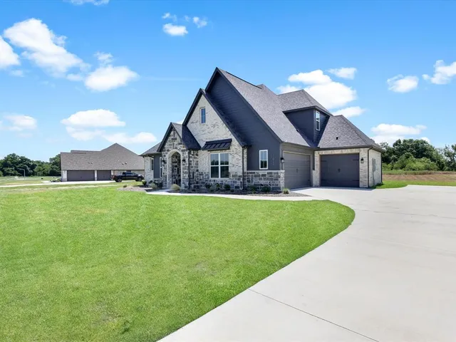 $3,600 | 1021 Silver Sage Trail, Weatherford, TX 76085