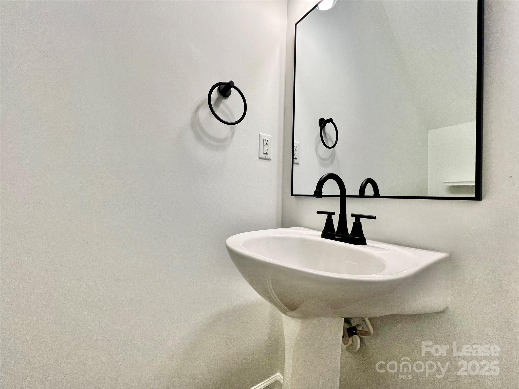 13310 Erwin Road Charlotte, NC 28273 - Photo 11 of 26