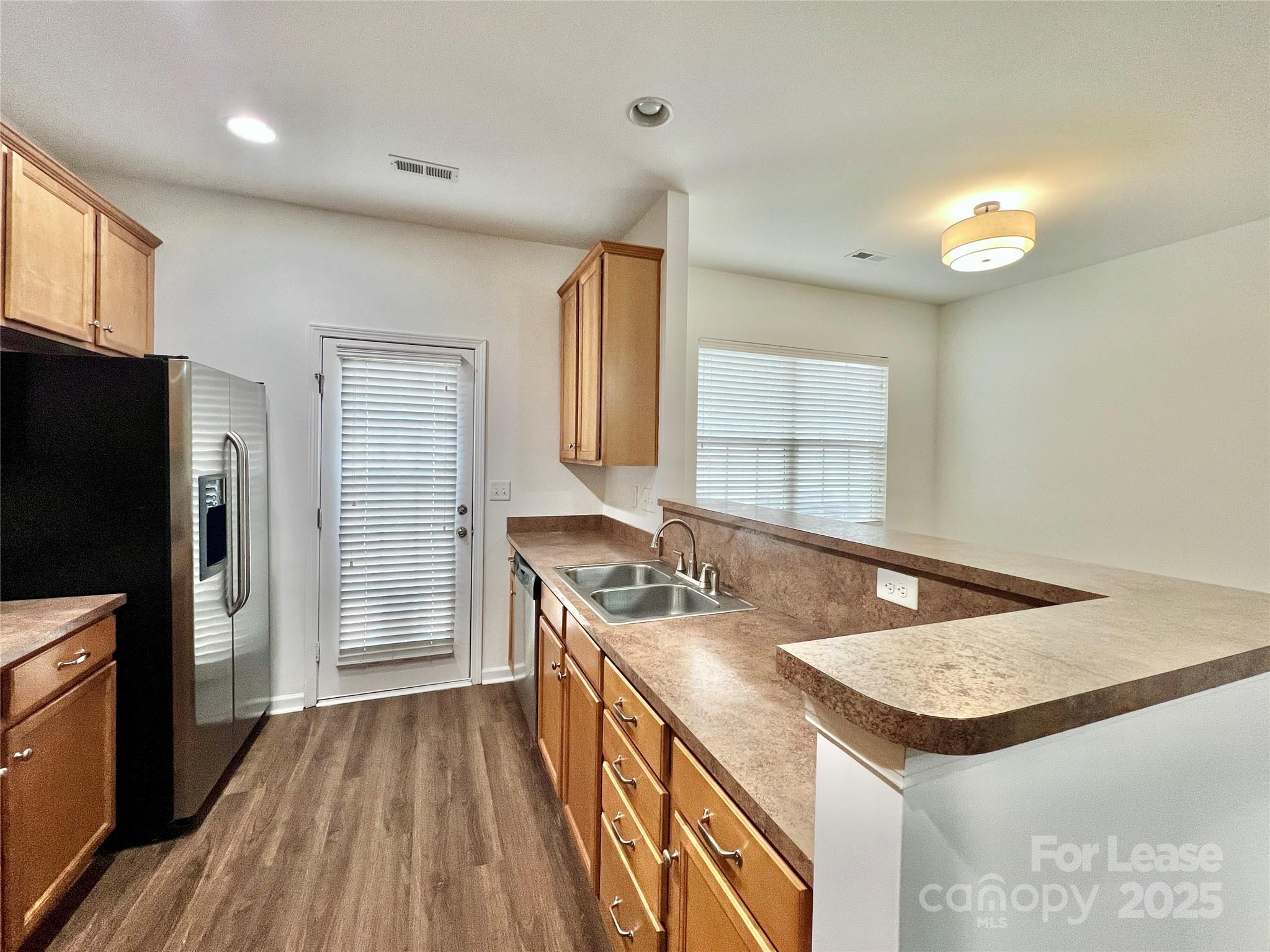 13310 Erwin Road Charlotte, NC 28273 - Photo 4 of 26