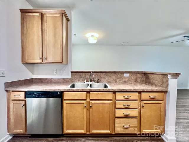 $1,800 | 13310 Erwin Road, Charlotte, NC 28273