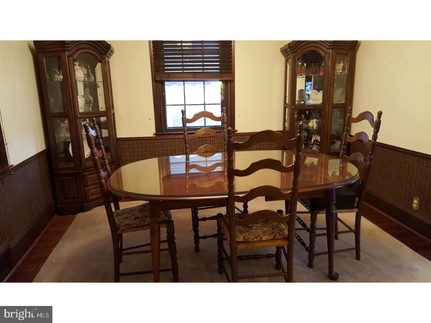 8017 Bridle Road Philadelphia, PA 19111 - Photo 5 of 22 Gallery Image 5