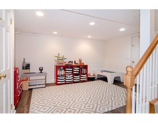7 Bernard Road Wellesley, MA 02481 - Photo 19 of 25