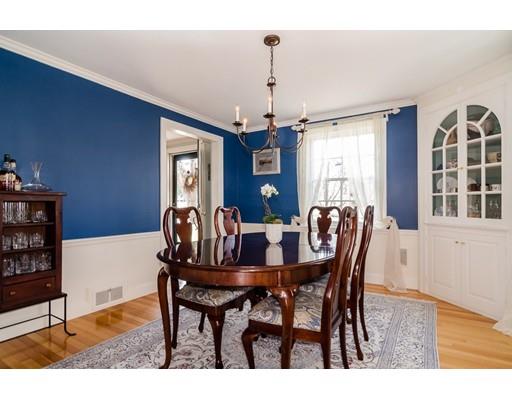 7 Bernard Road Wellesley, MA 02481 - Photo 5 of 25